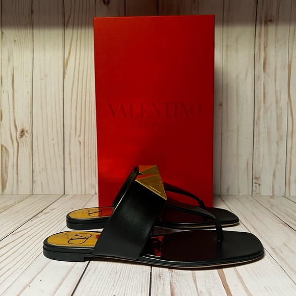 Valentino Garavani One Stud Leather Sandal Black Sz 36.5 / 6.5 - Picture 2 of 12